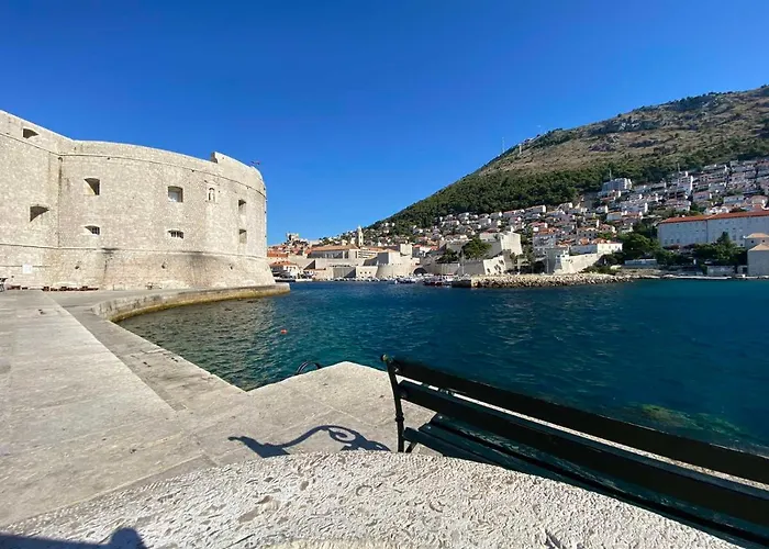 The View Apartment *