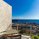 The View Apartment *