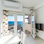 The View Apartment *